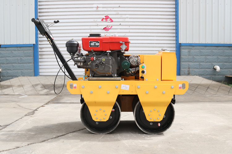 對于小型手扶壓路機(jī)的這些使用環(huán)境您要明白！